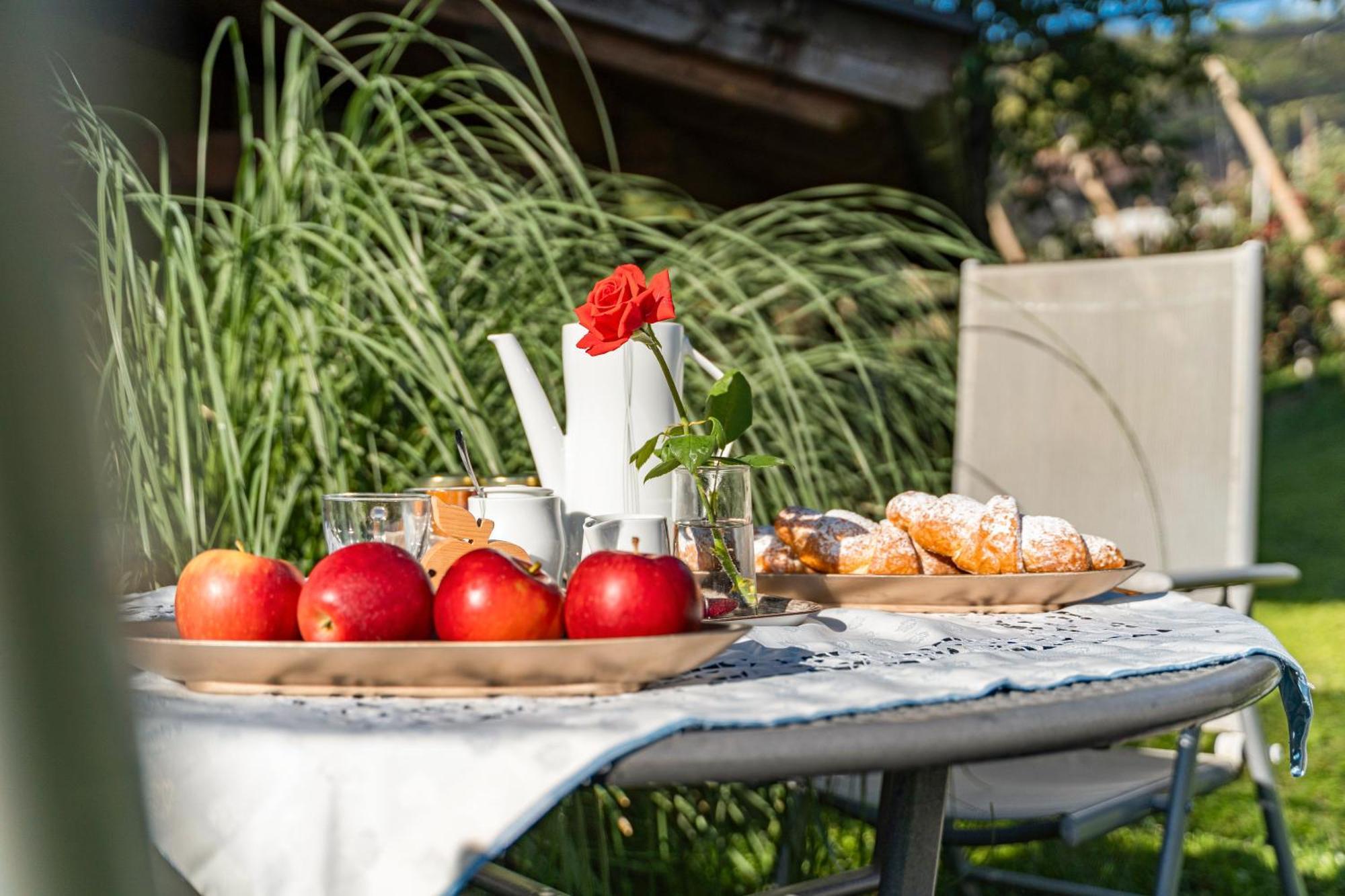 Apfel Chalet Feldhof Caines 外观 照片